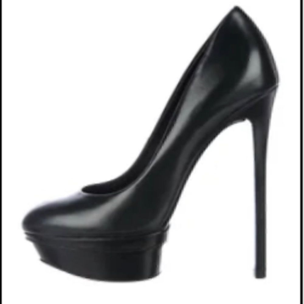Authentic Brian Atwood 